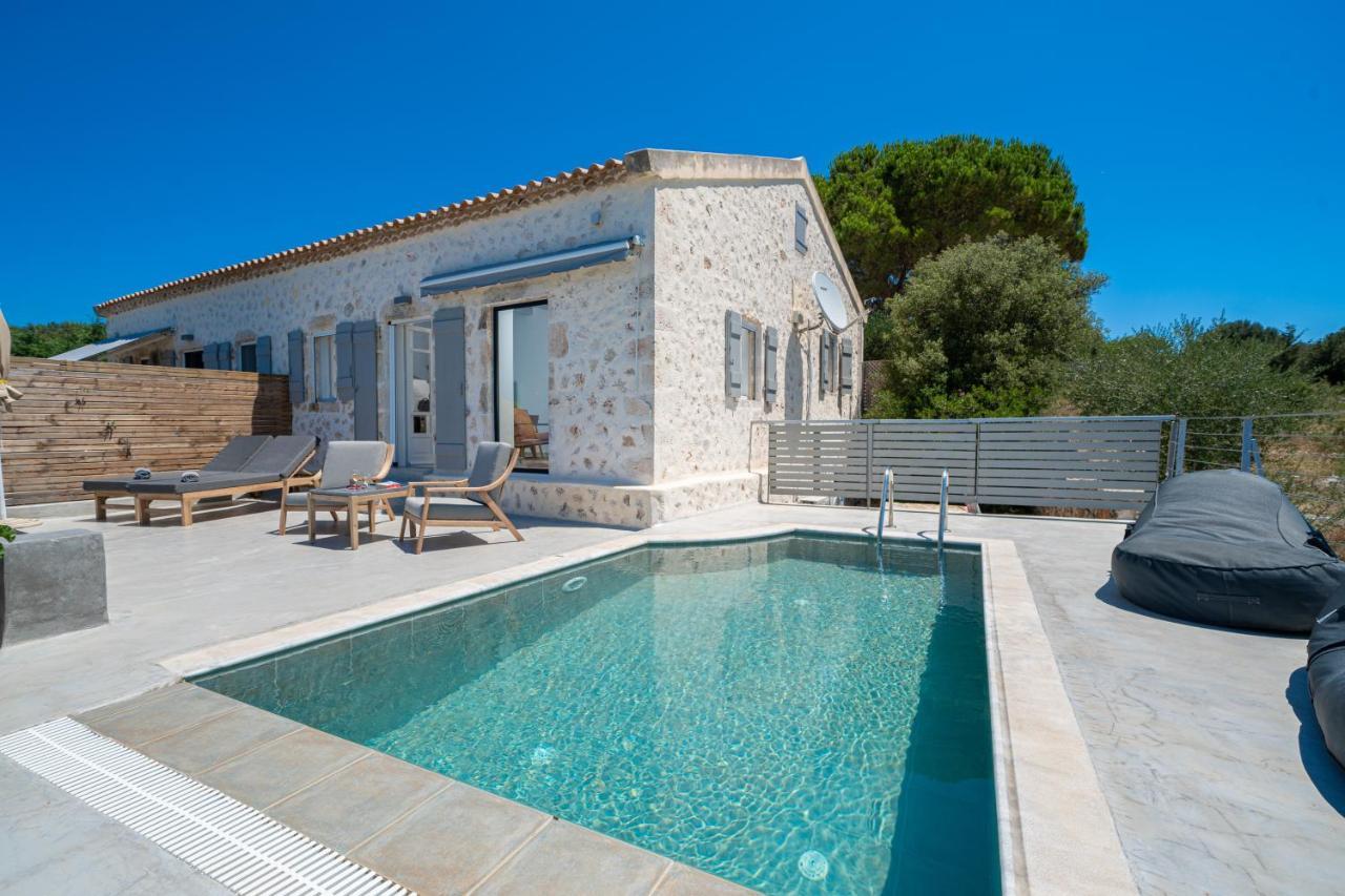 Blue Horizon Cottages Tzamarelata 外观 照片