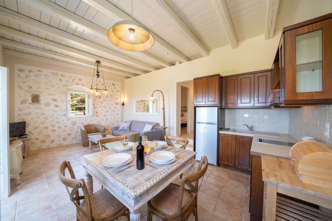 Blue Horizon Cottages Tzamarelata 外观 照片