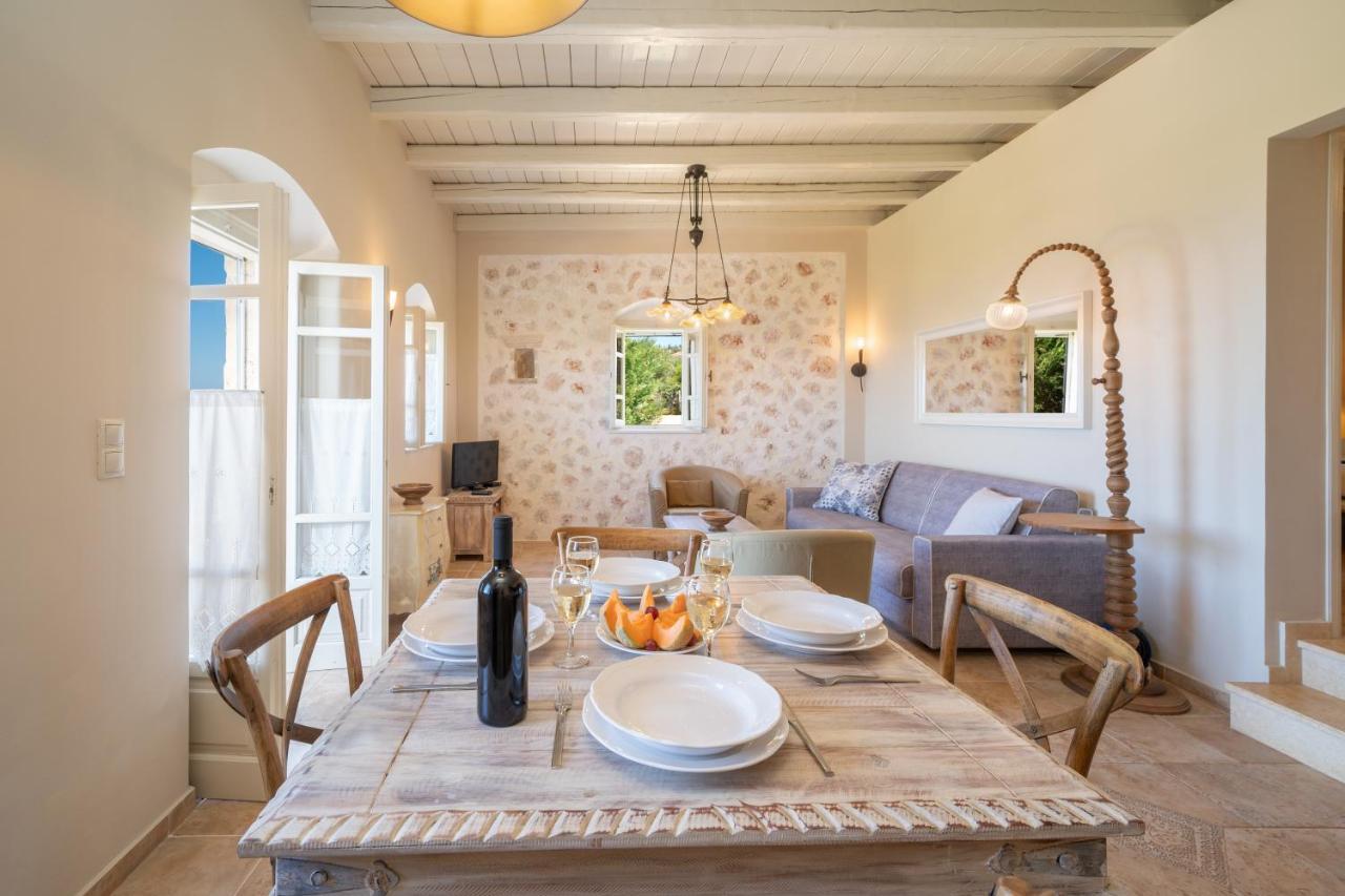 Blue Horizon Cottages Tzamarelata 外观 照片